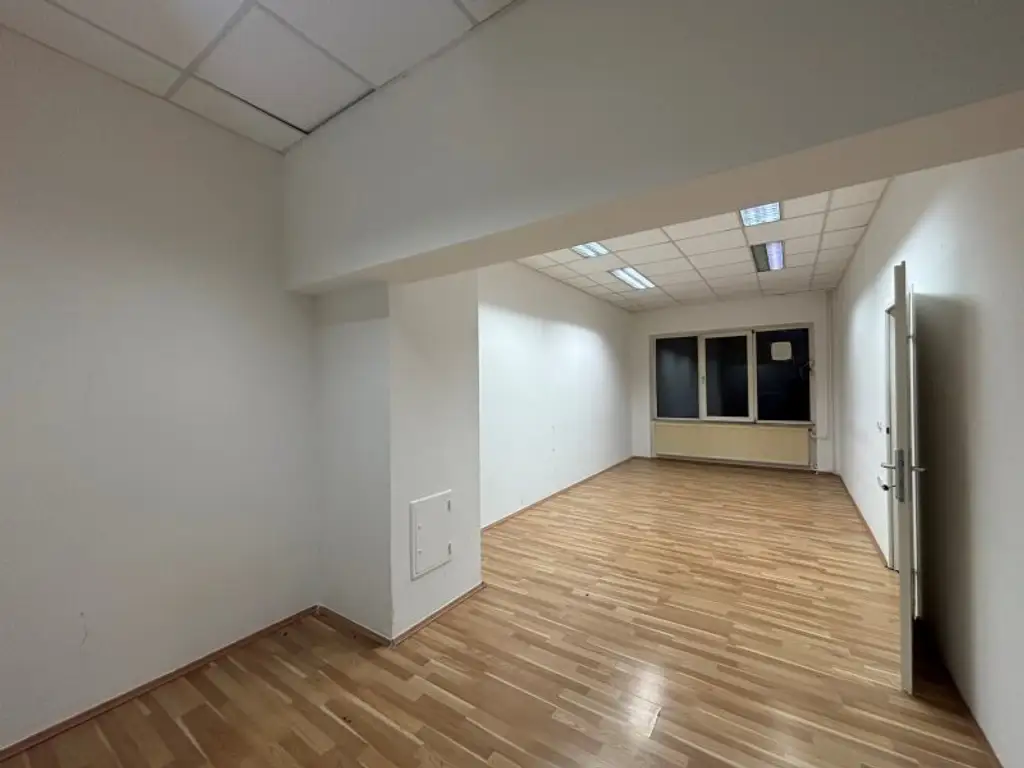 Top Geschäftslokal im Gewerbegebiet