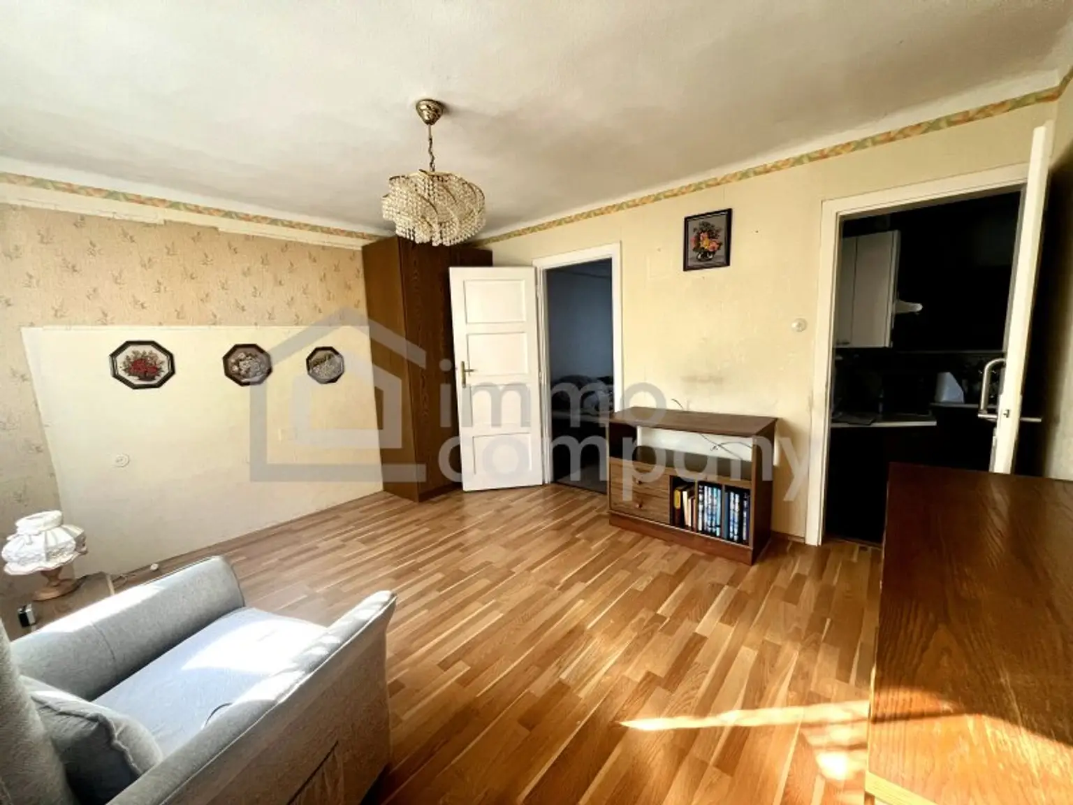 FREIZEIT - WOHNEN - NEUBAU -1.200m² Baurechtsgrund mit Haus sucht neue Besitzer!