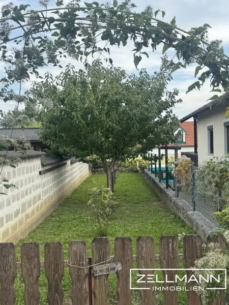 Viel Platz, viele Möglichkeiten – großzügiges Einfamilienhaus | ZELLMANN IMMOBILIEN