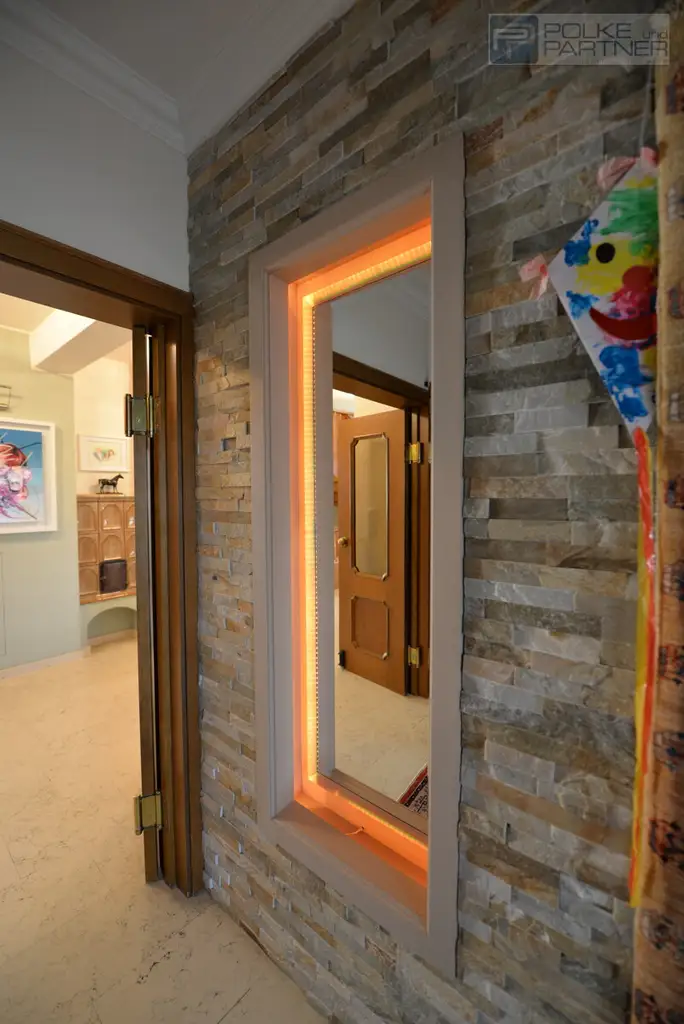 GARTENPARADIES   -  9.000 M² - 
LANDHAUS IN PARKLANDSCHAFT  
NUR 30 MINUTEN VON WIEN