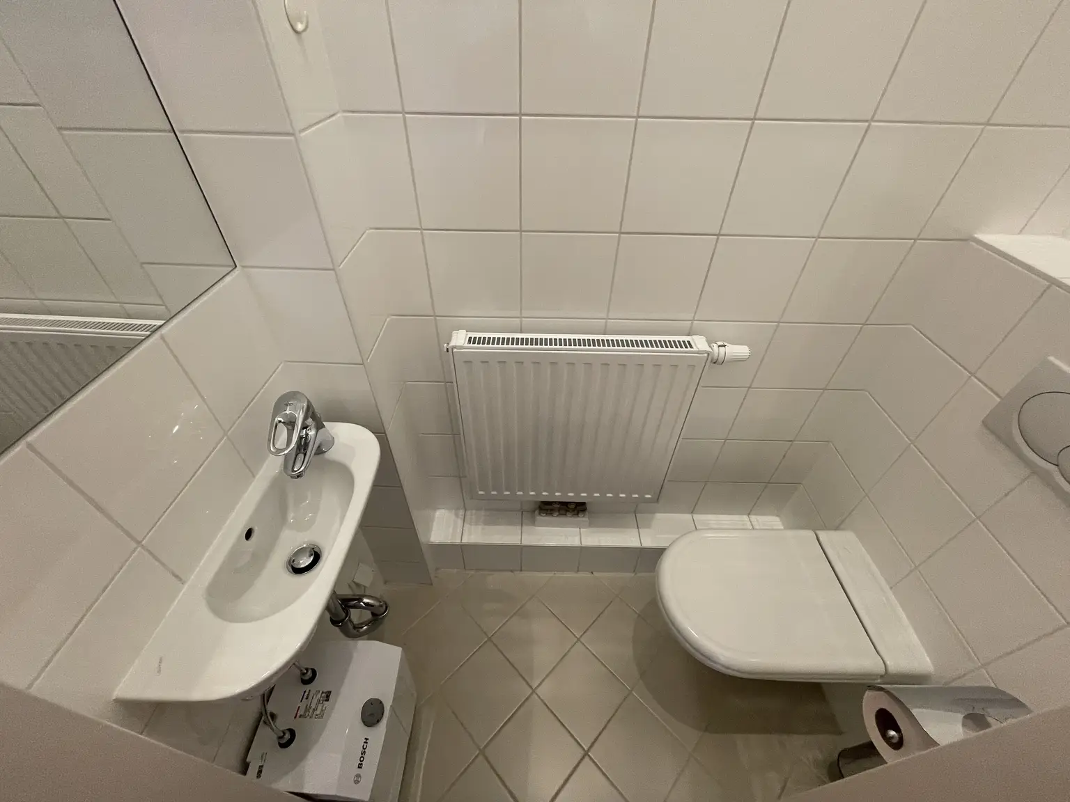 UNBEFRISTET: Klimatisierte 4-Zimmer Wohnung mit Terrasse