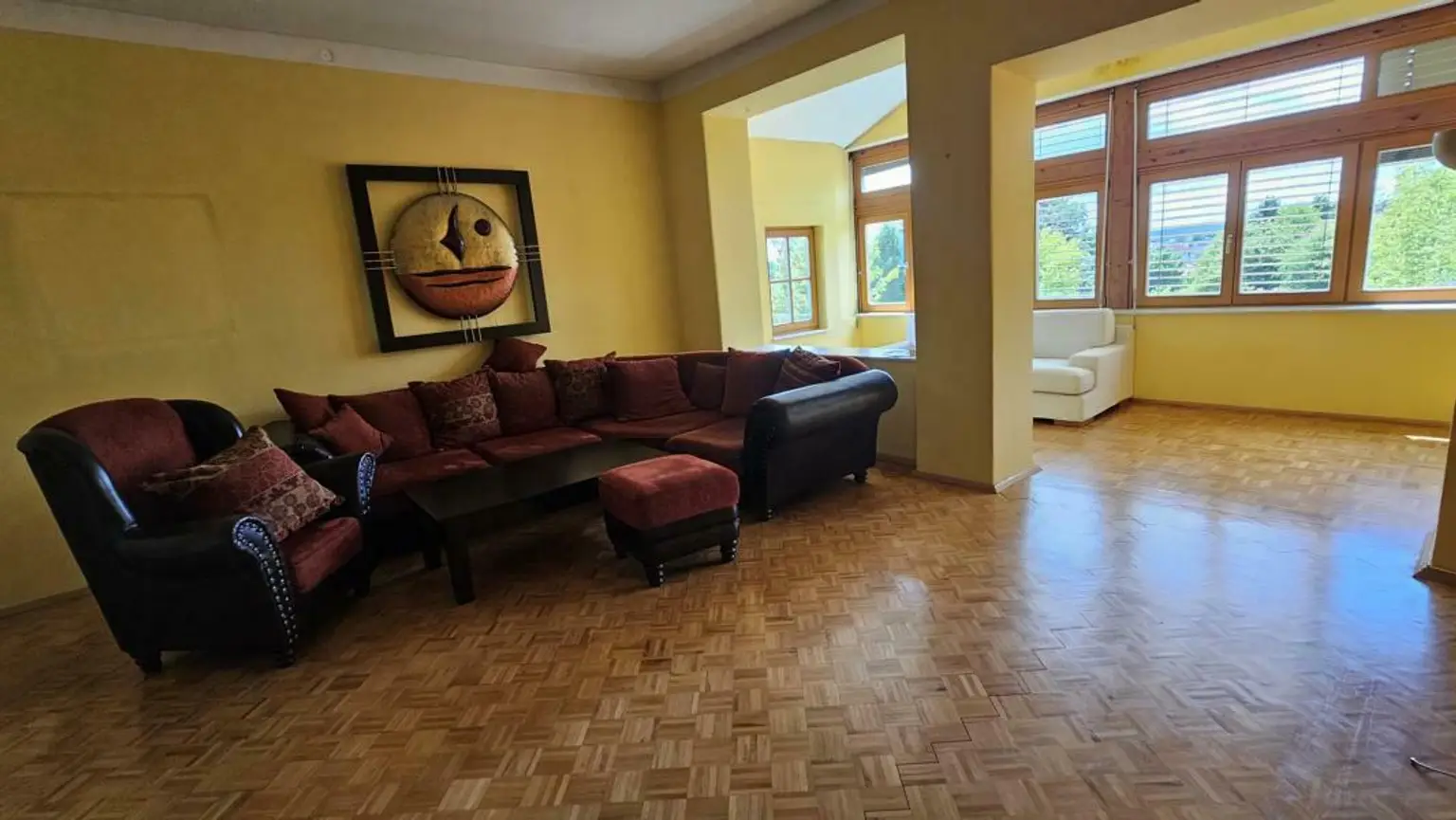 **Villa mit Türmchen in bester Lage  ** 2 Wohneinheiten ** parkähnlicher Garten **2 Parzellen **