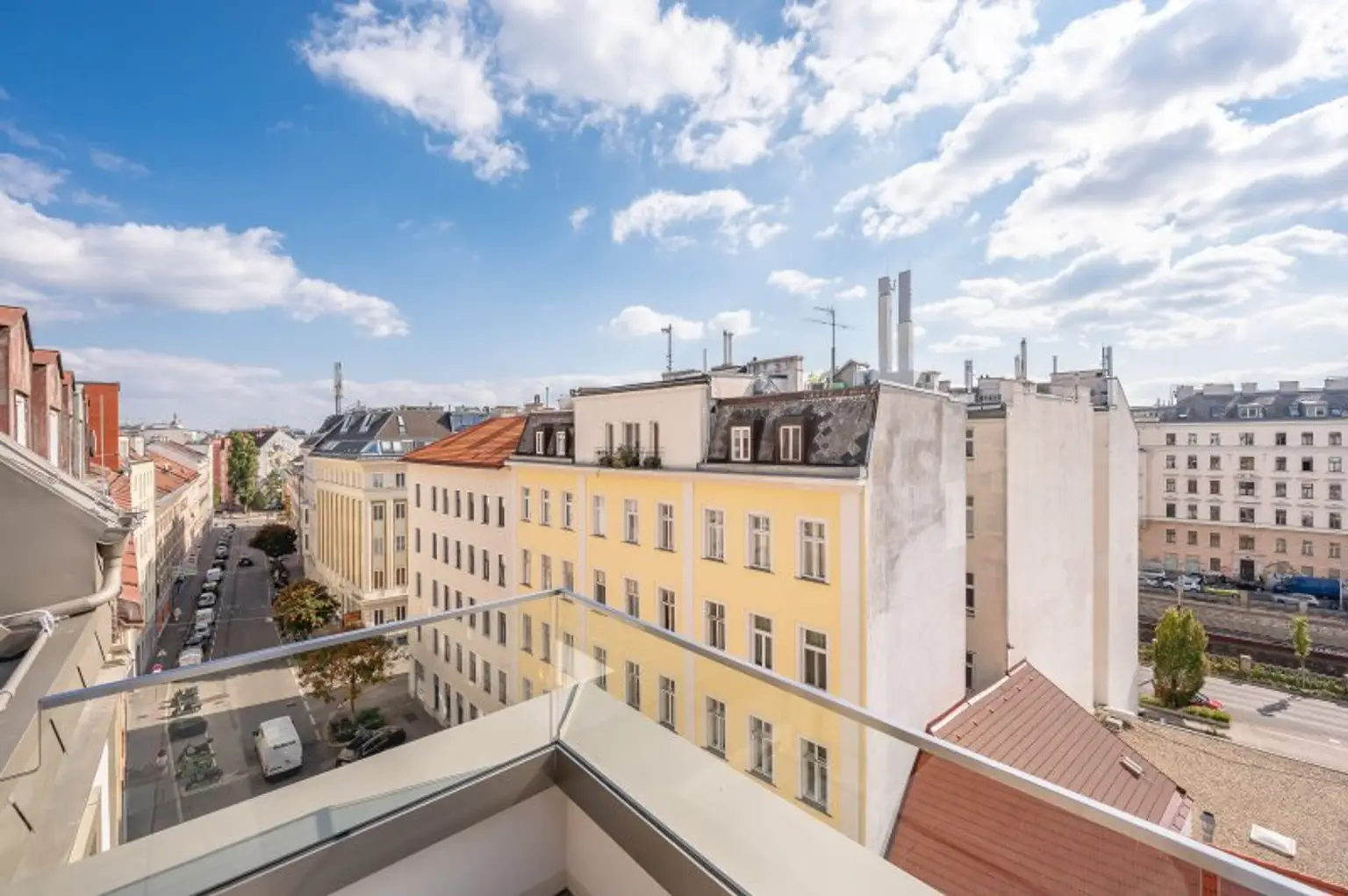 ++MOLLARD 50++ stilvolle 3-Zimmer-Wohnung mitten im Herzen der Stadt (1/29)