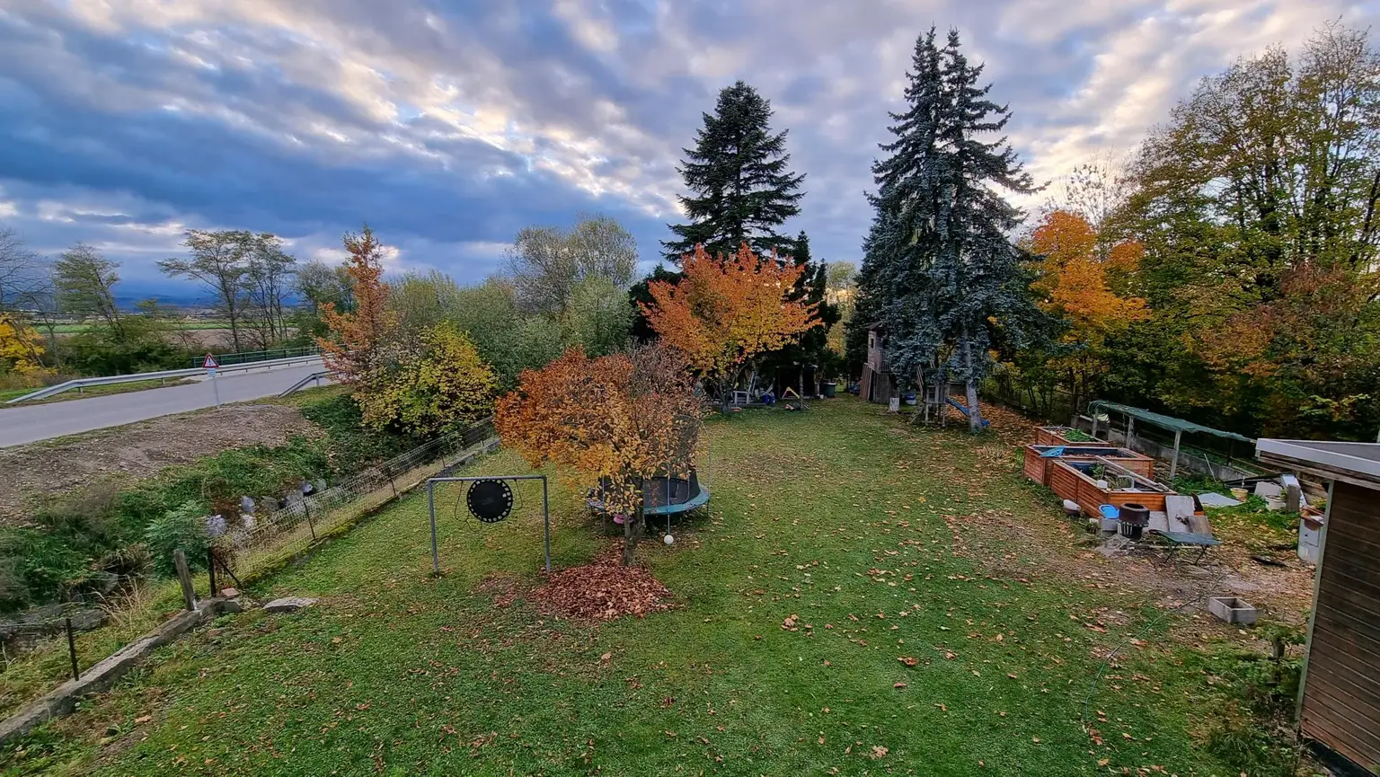 Mehrfamilienhaus in Völlerndorf– Wohnen und Leben auf großzügigem Raum