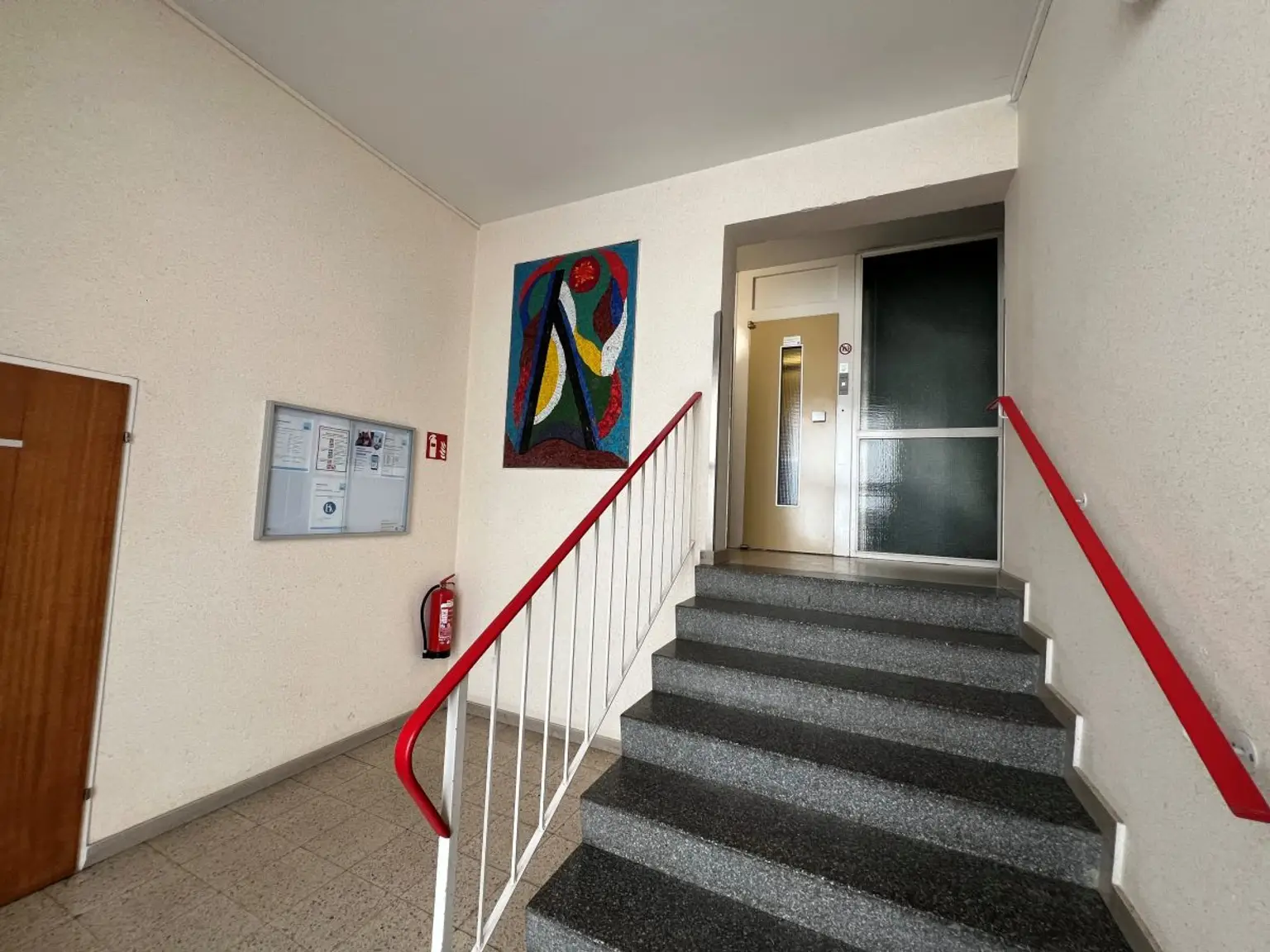 2 | HELLE 3 Zimmer mit Lift im 1. Stock – Ruhelage Nähe U3 | Prima Service Immobilien