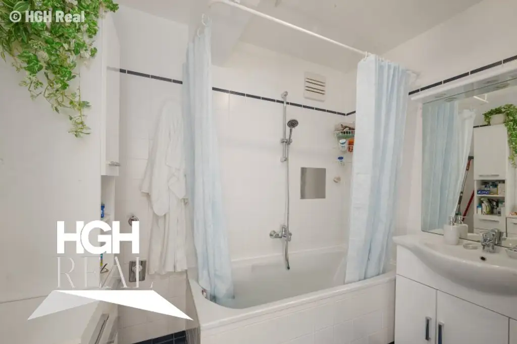 1190 Wien Döbling Lichtdurchflutete 5-Zimmer Dachgeschoß-Maisonette mit Panoramaterrassen und zwei Garagenplätzen