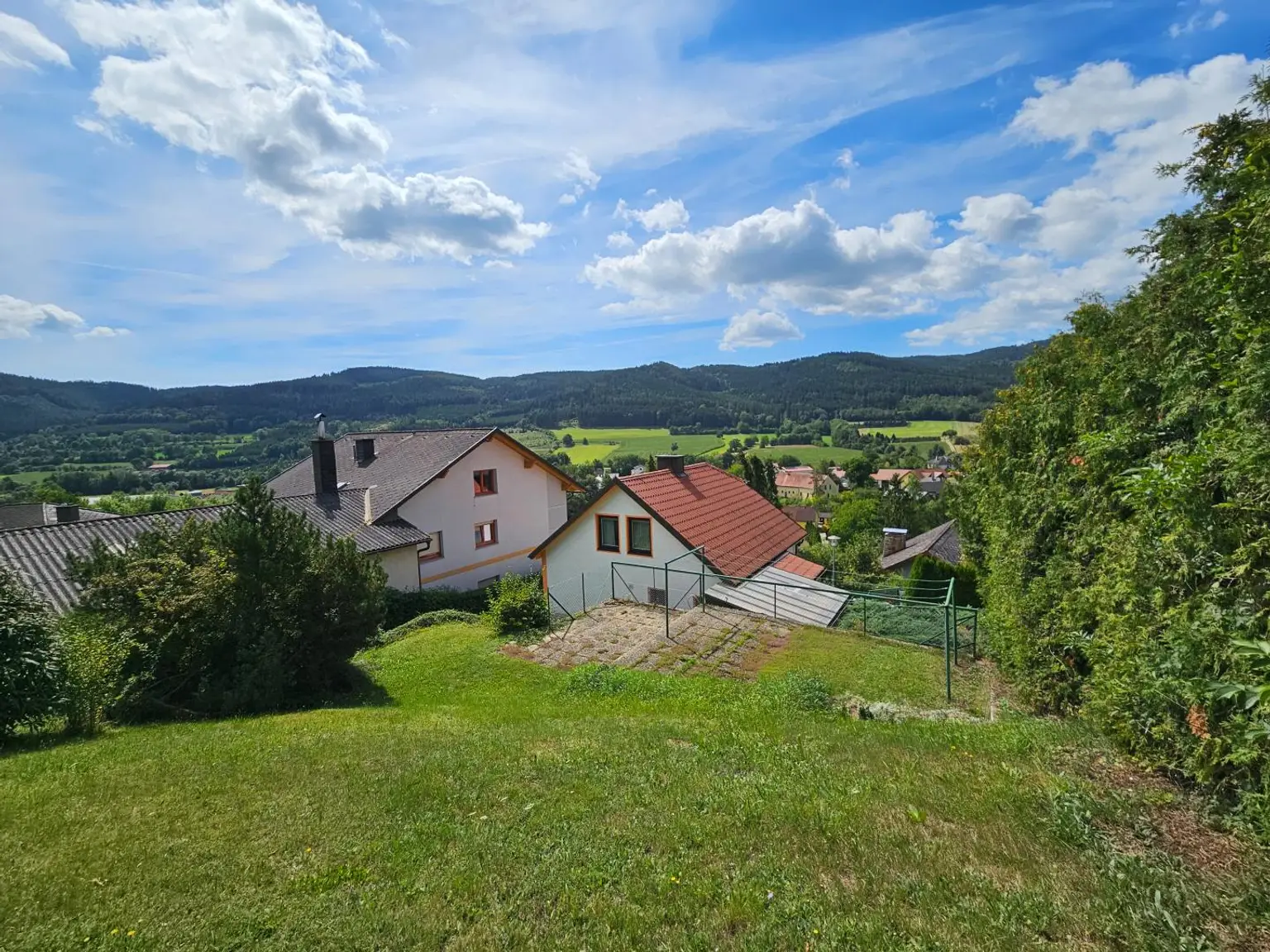 Einfamilienhaus mit idyllischem Weitblick ins Grüne