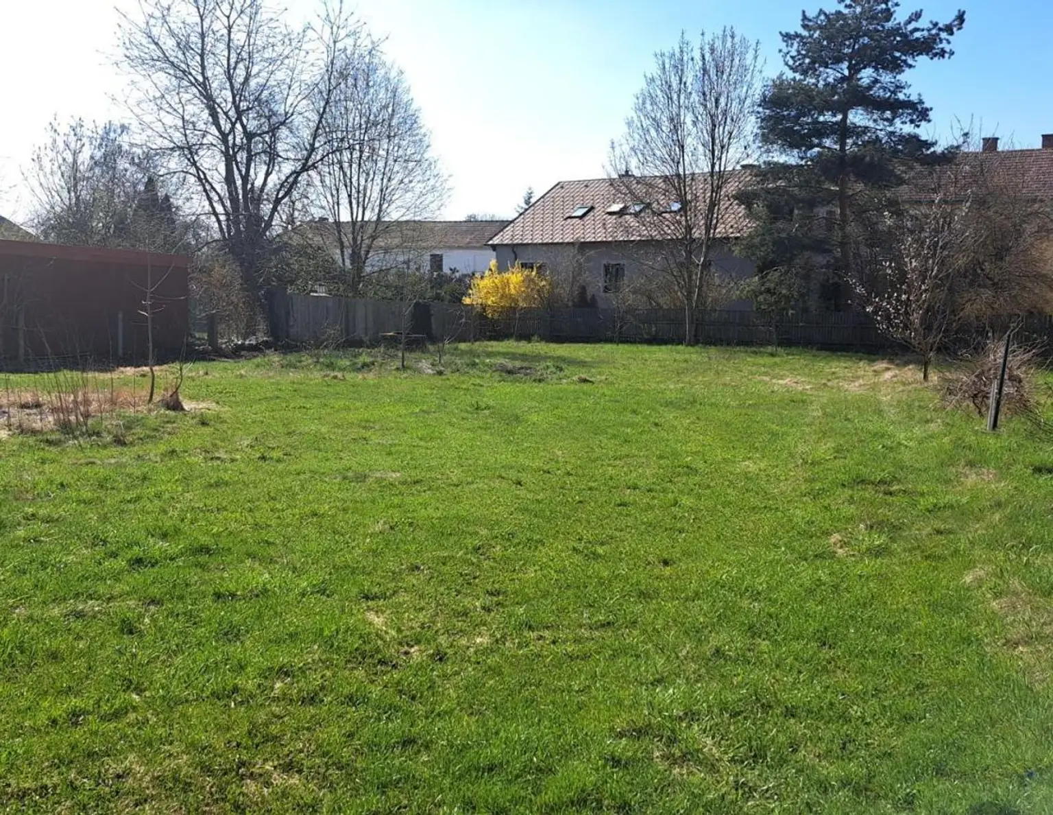 GRUNDSTÜCKSGRÖSSE VARIABEL