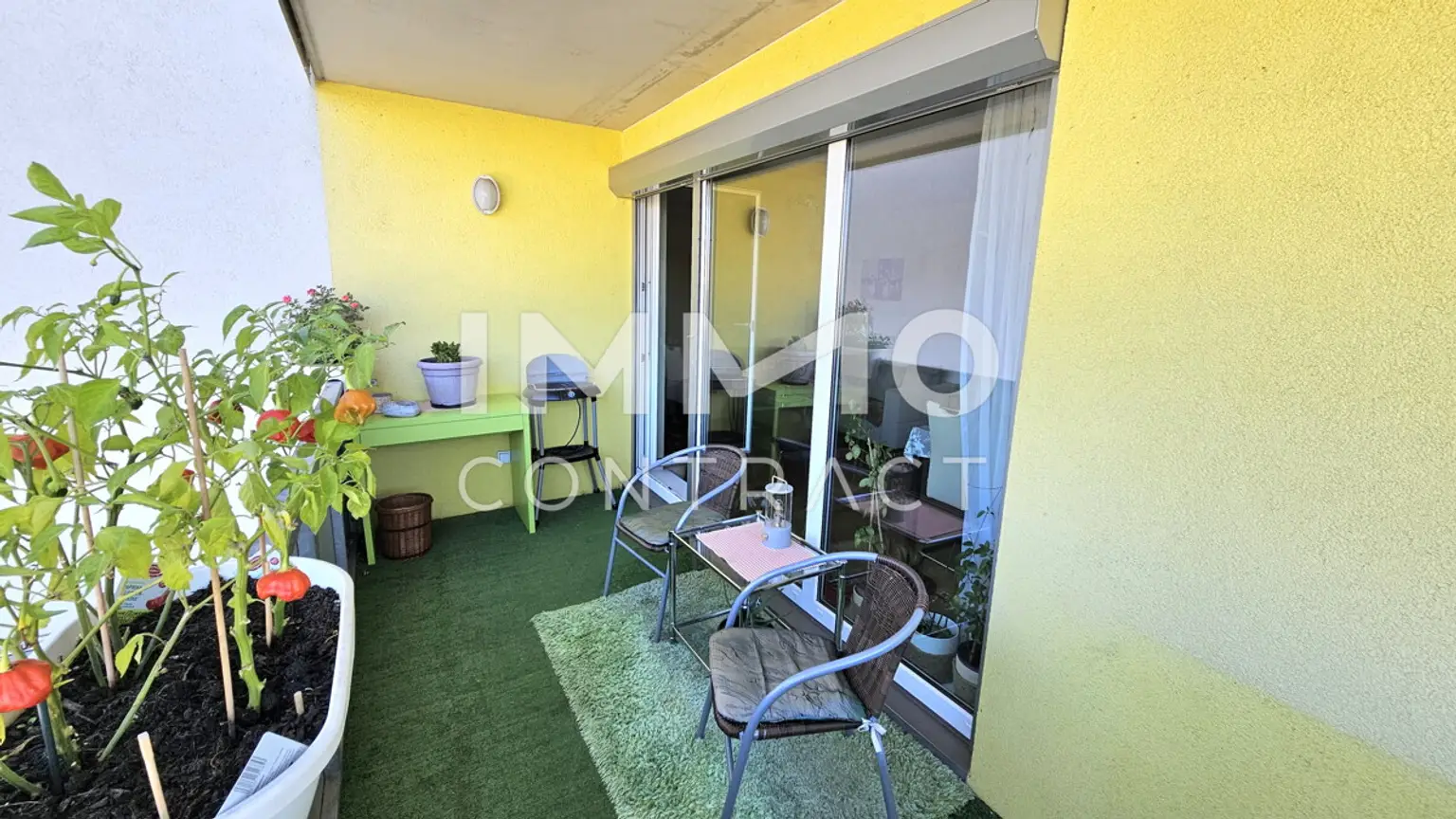 Jeden Tag Urlaubsfeeling: Exklusive 2-Zimmer-Wohnung mit großem Balkon & Seeblick