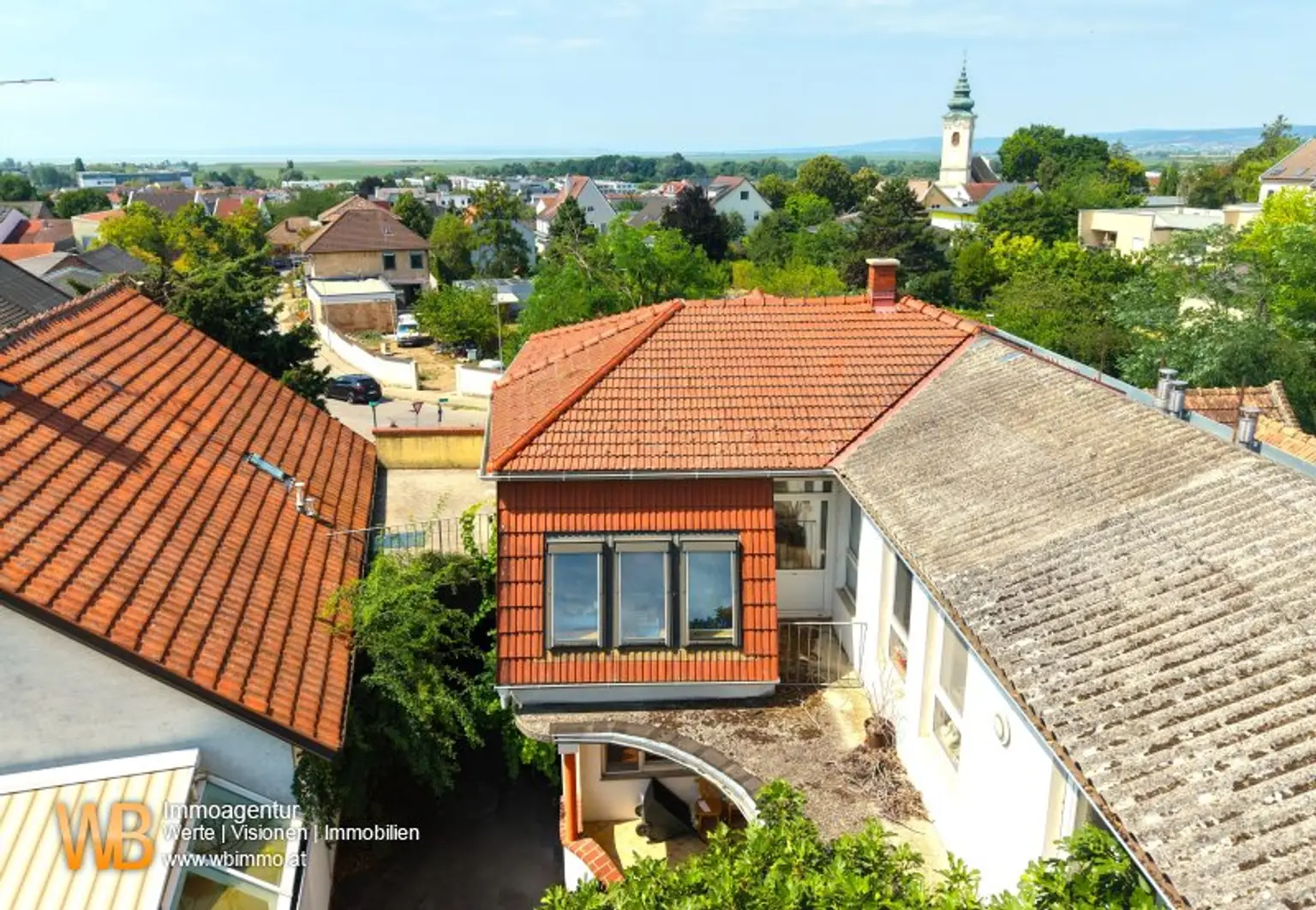 230m² Wohnnutzfläche, 3 Terrassen, 10 Zimmer; Zentrum Neusiedl am See mit Seeblick