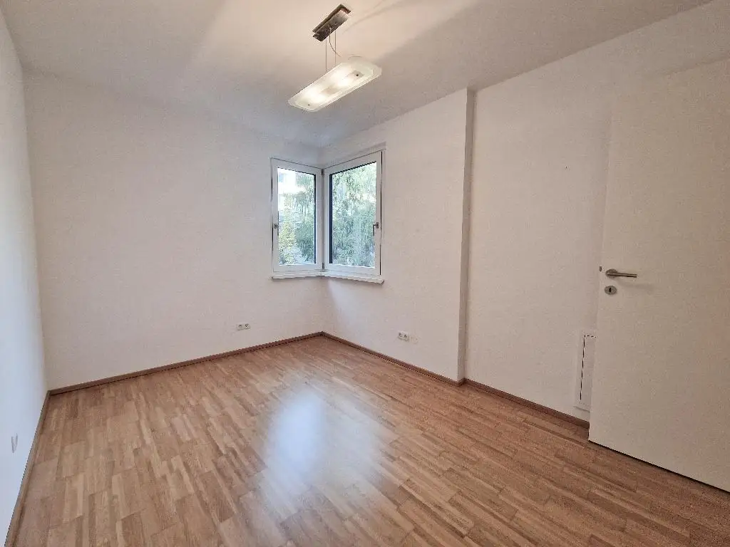 sonnige 3 Zimmer | optimaler Grundriss | Loggia | schöne & ruhige Hoflage in Penzing