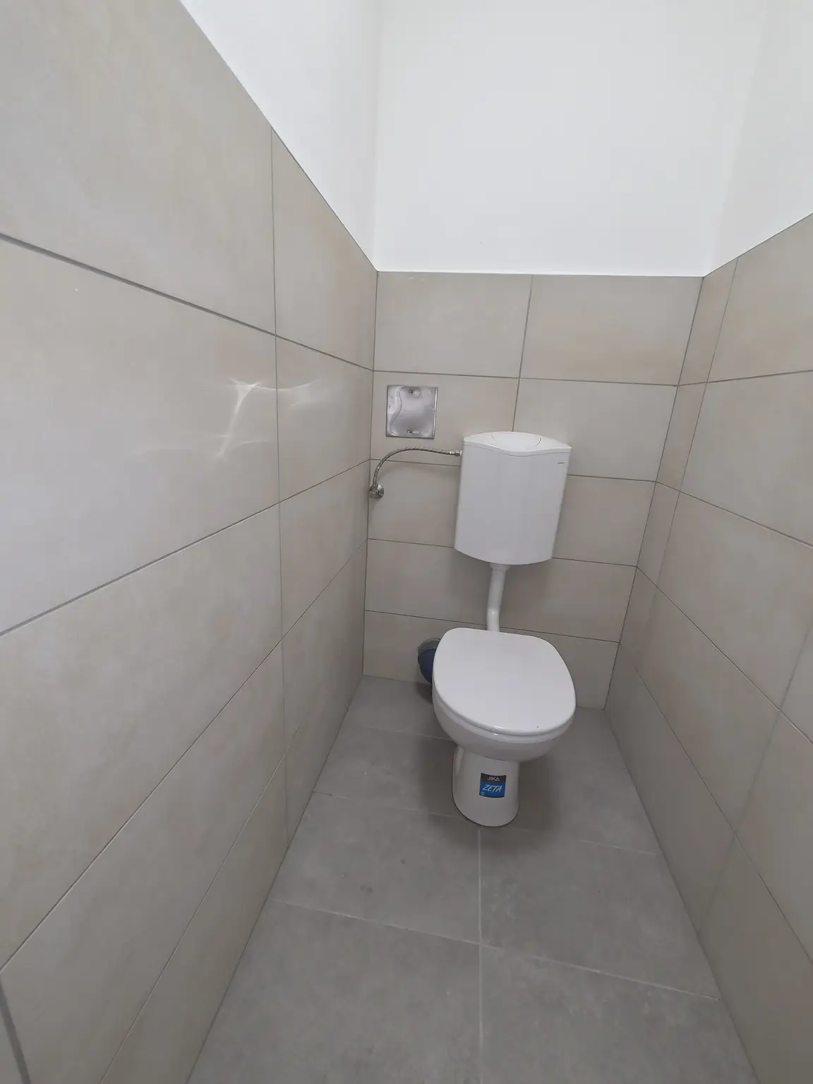 Sanierte zwei Zimmerwohnung mit neuer Küche zu vermieten!