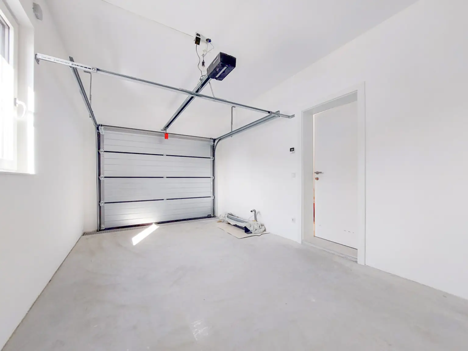 Garage mit direktem Hauszugang