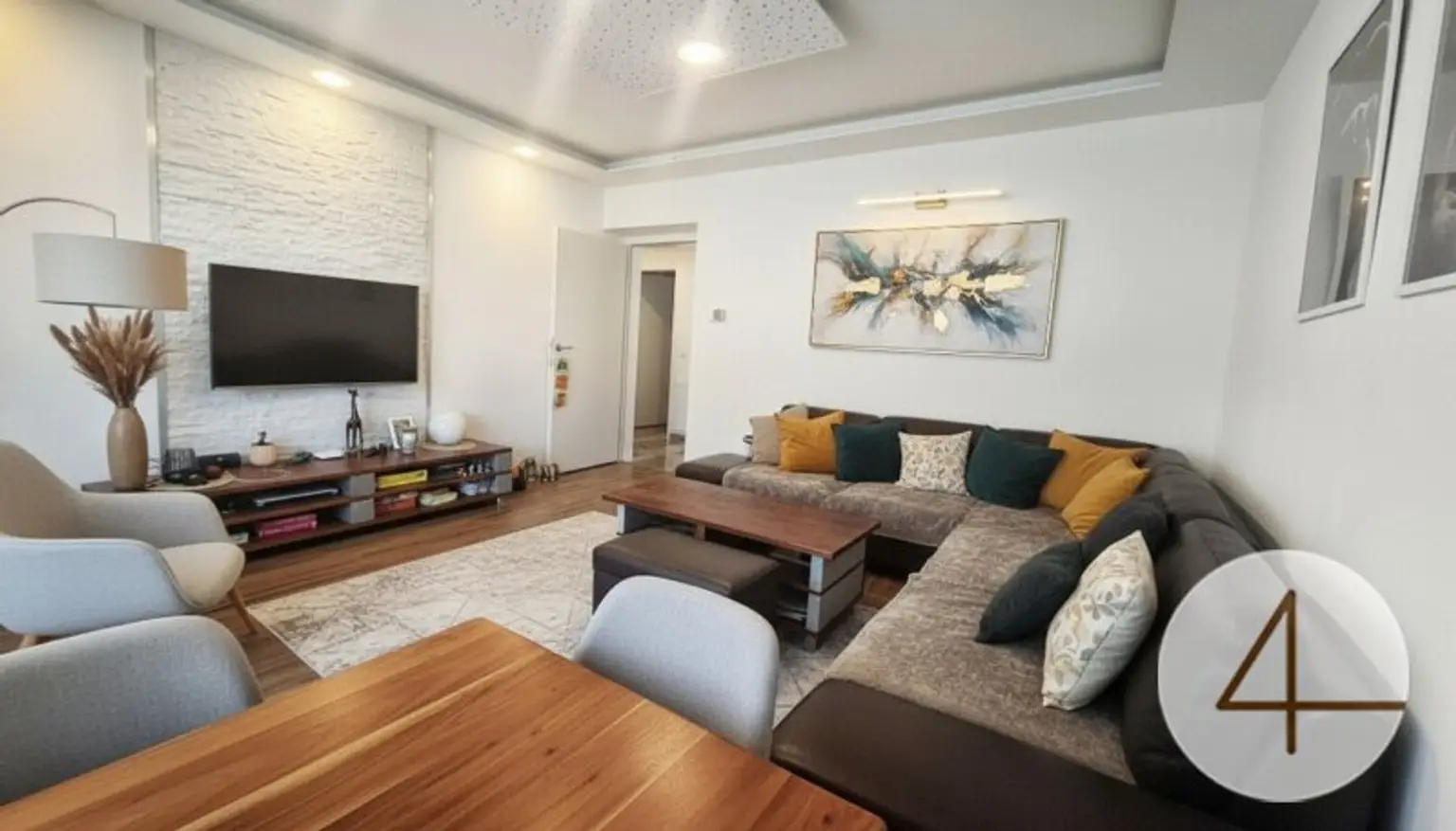 Modernisierte 3 Zimmer Wohnung