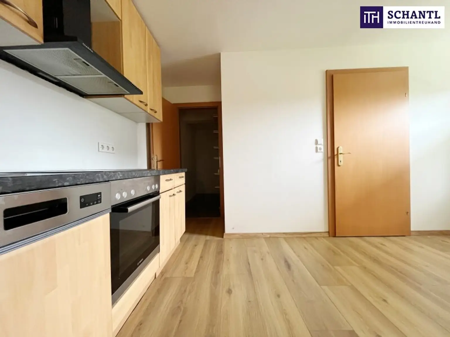 Maisonette-Highlight in Wildon mit viel Charme – toller abtrennbarer Garten und Carportstellplatz! Ab sofort verfügbar!