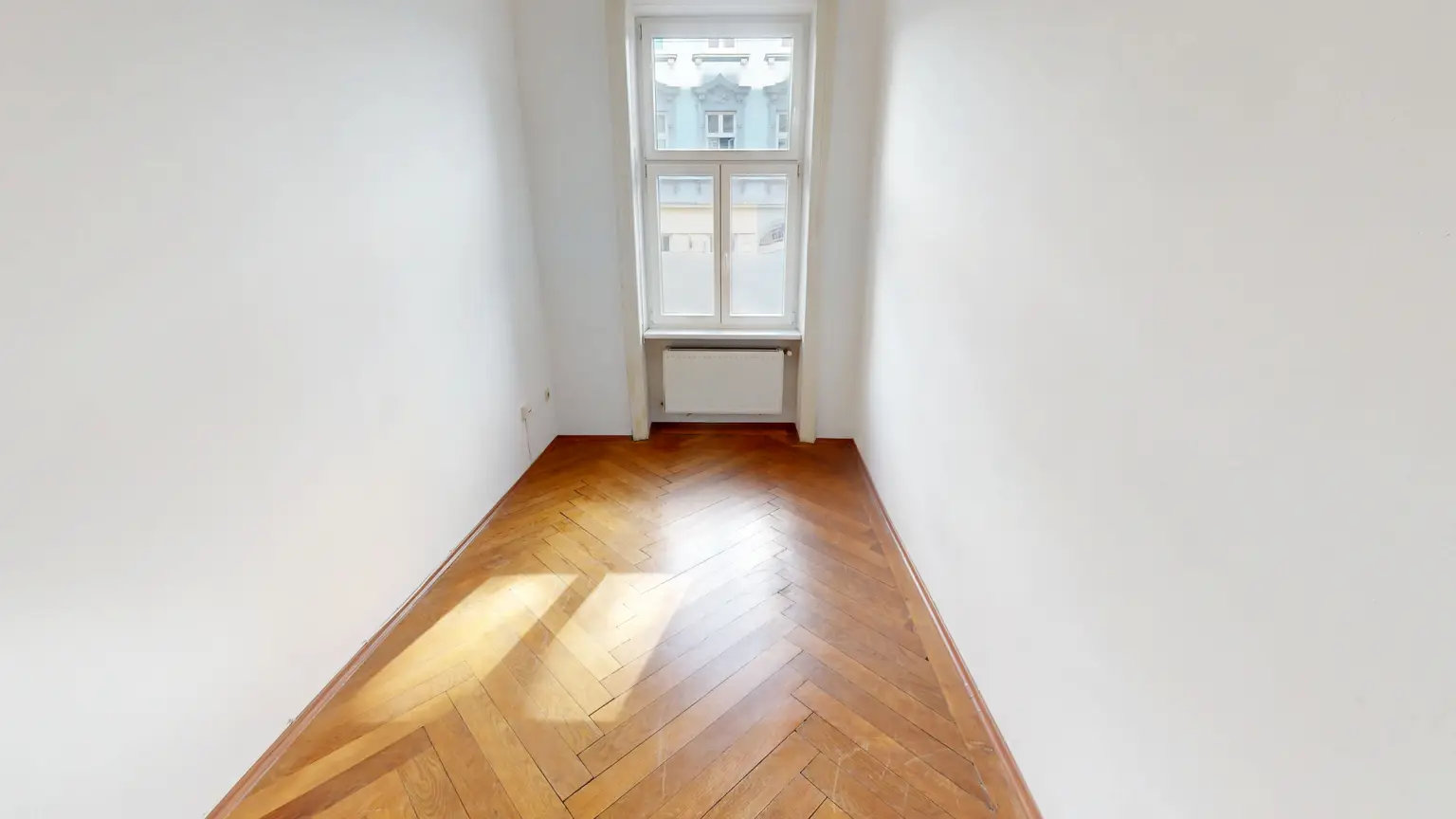 Kompakte 2-Zimmer-Wohnung im klassischen Alt-Wiener Haus