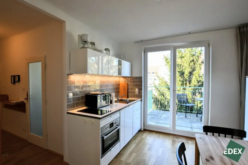 2-Zimmer-Wohnung mit zwei Balkonen in zentraler Ruhelage von Hietzing