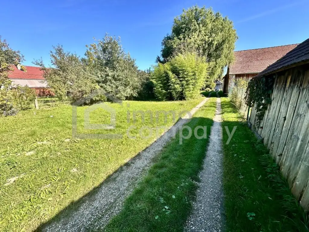 Charmantes Einfamilienhaus in Herzogbirbaum: Ihr Sanierungsprojekt mit Garten und Terrasse!