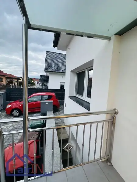 Traumhaus in Sollenau: Gepflegtes 140m² Heim mit Garten, Garage!