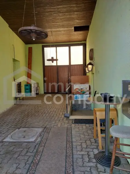 Tolle Gelegenheit: Einfamilienhaus mit Gewerbemöglichkeit!