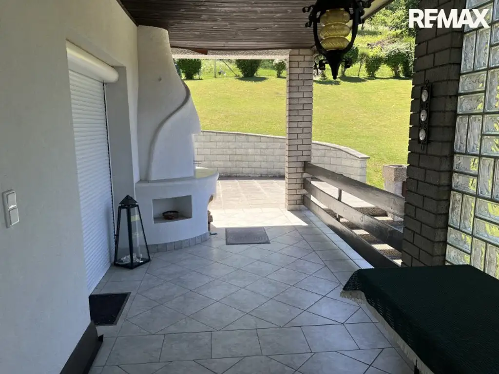 Burgblick! Charmantes Einfamilienhaus mit Garten, Terrasse und Wellnessbereich in Forchtenstein!