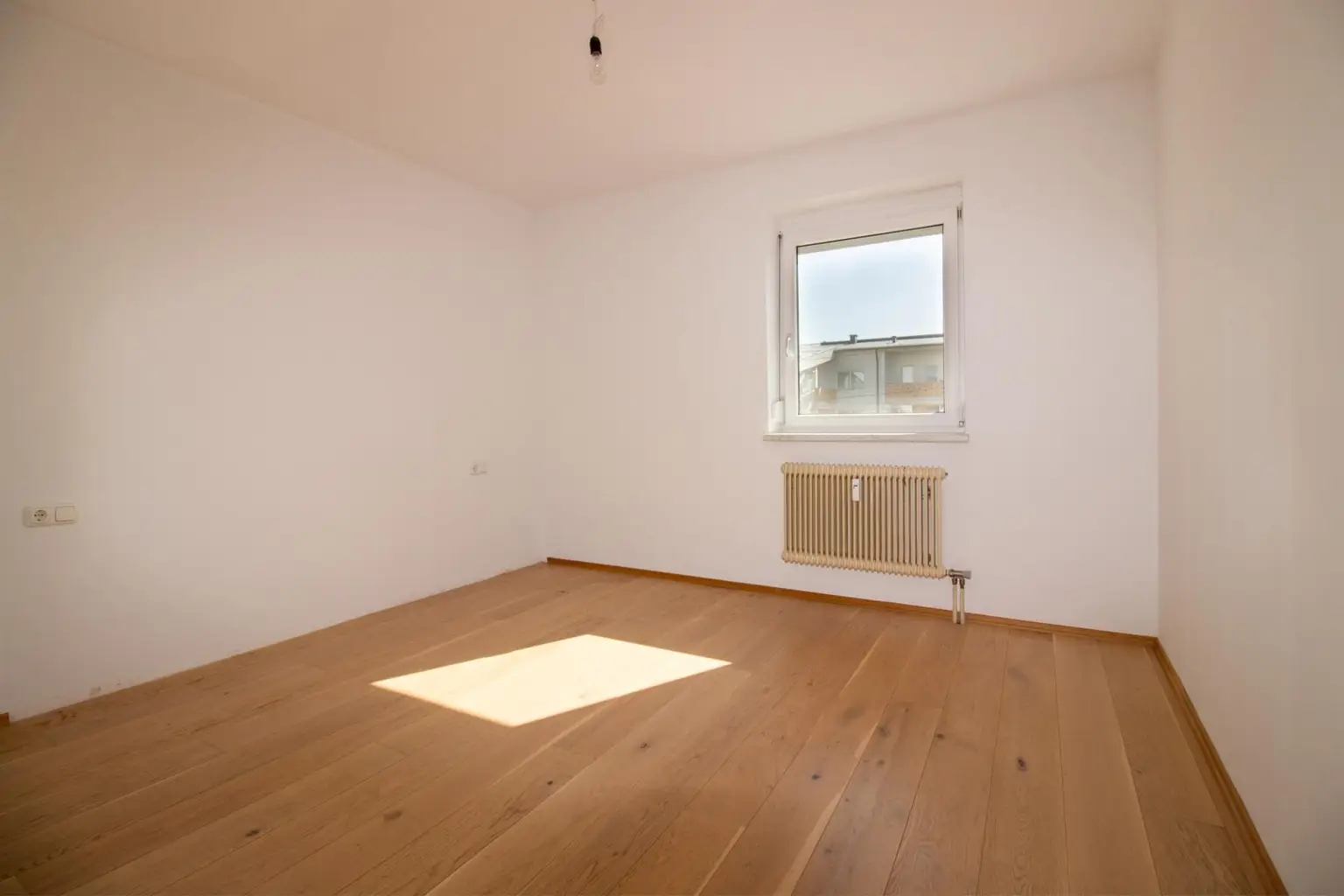 3 Zimmer Eigentumswohnung – bezugsfertig mit Tiefgarage