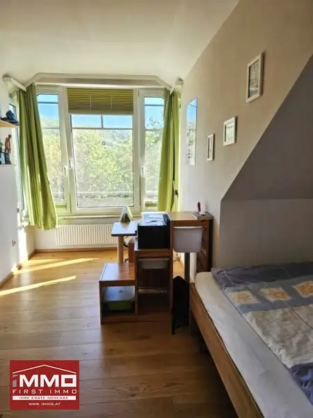 *NEUER PREIS* - TRAUMHAFTE DACHGESCHOSSWOHNUNG MIT LOGGIA IN LANGENZERSDORF