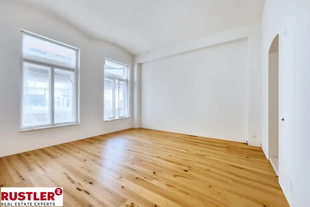 Großzügige 2-Zimmer-Altbauwohnung mit charmantem Gewölbe
