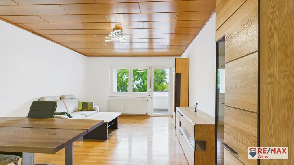 Gepflegte 3-Zimmer-Wohnung mit Loggia in zentraler Lage von Gänserndorf