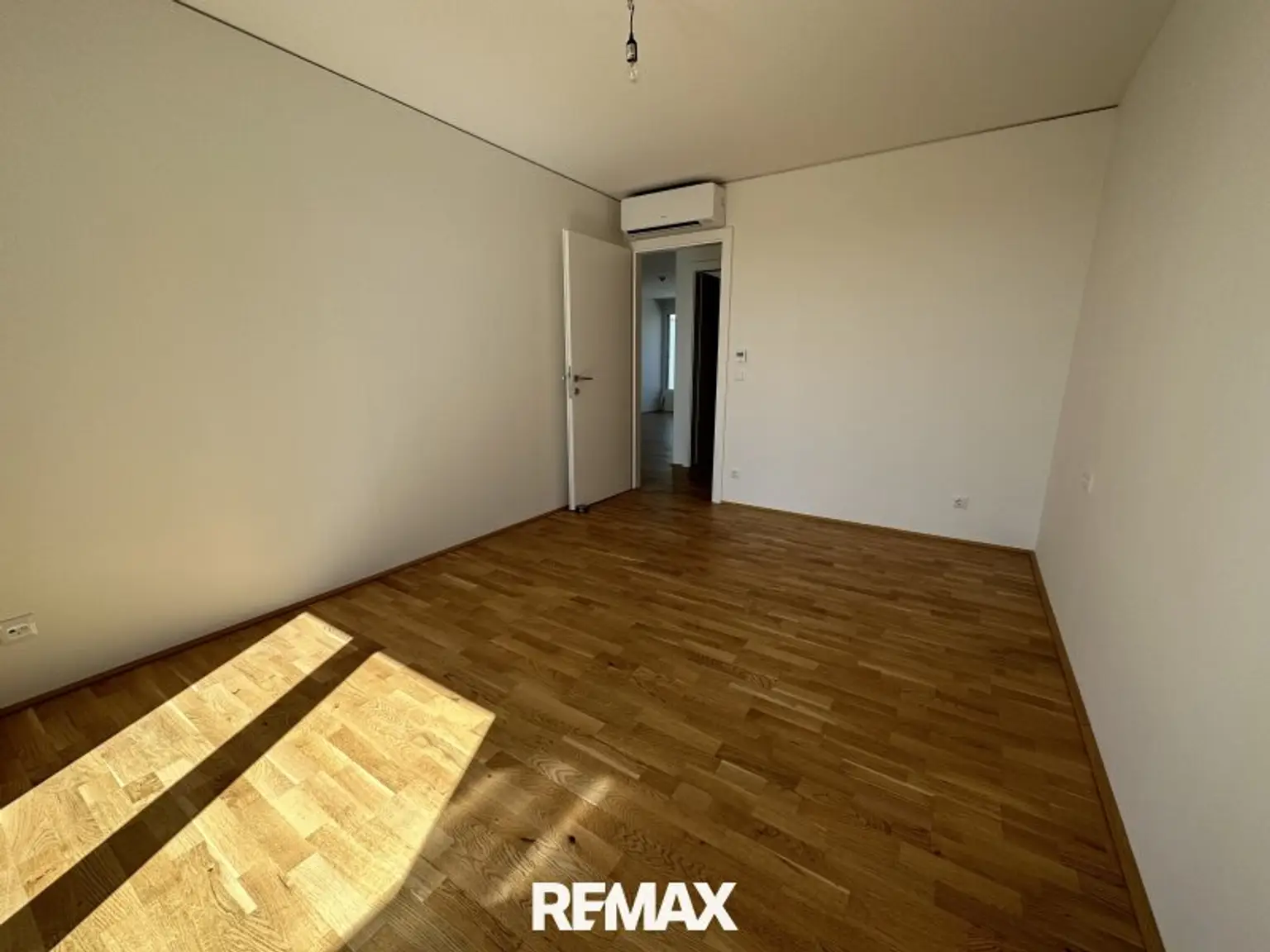 Zimmer 1 OG