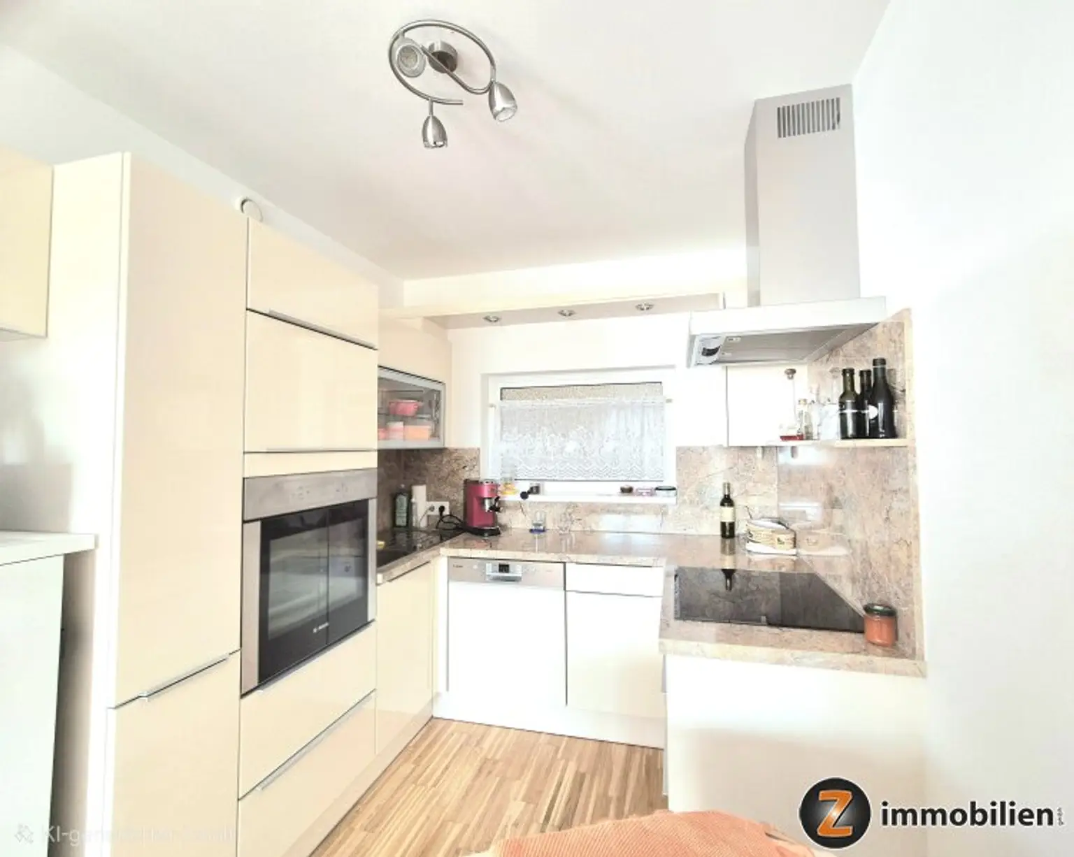 Die neuwertige Küche