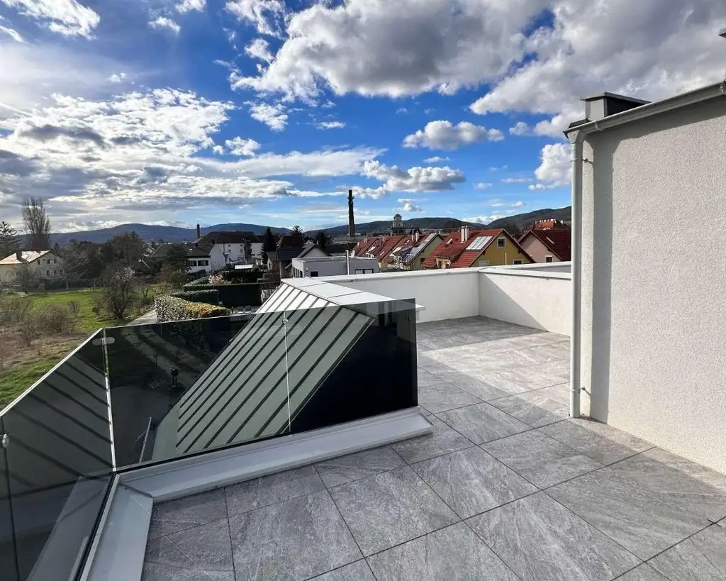 "Nur noch eine Einheit! Luxus-Doppelhaus mit Tiefgarage, Keller, Dachterrasse & Smart-Home - auf Eigengrund!"</"