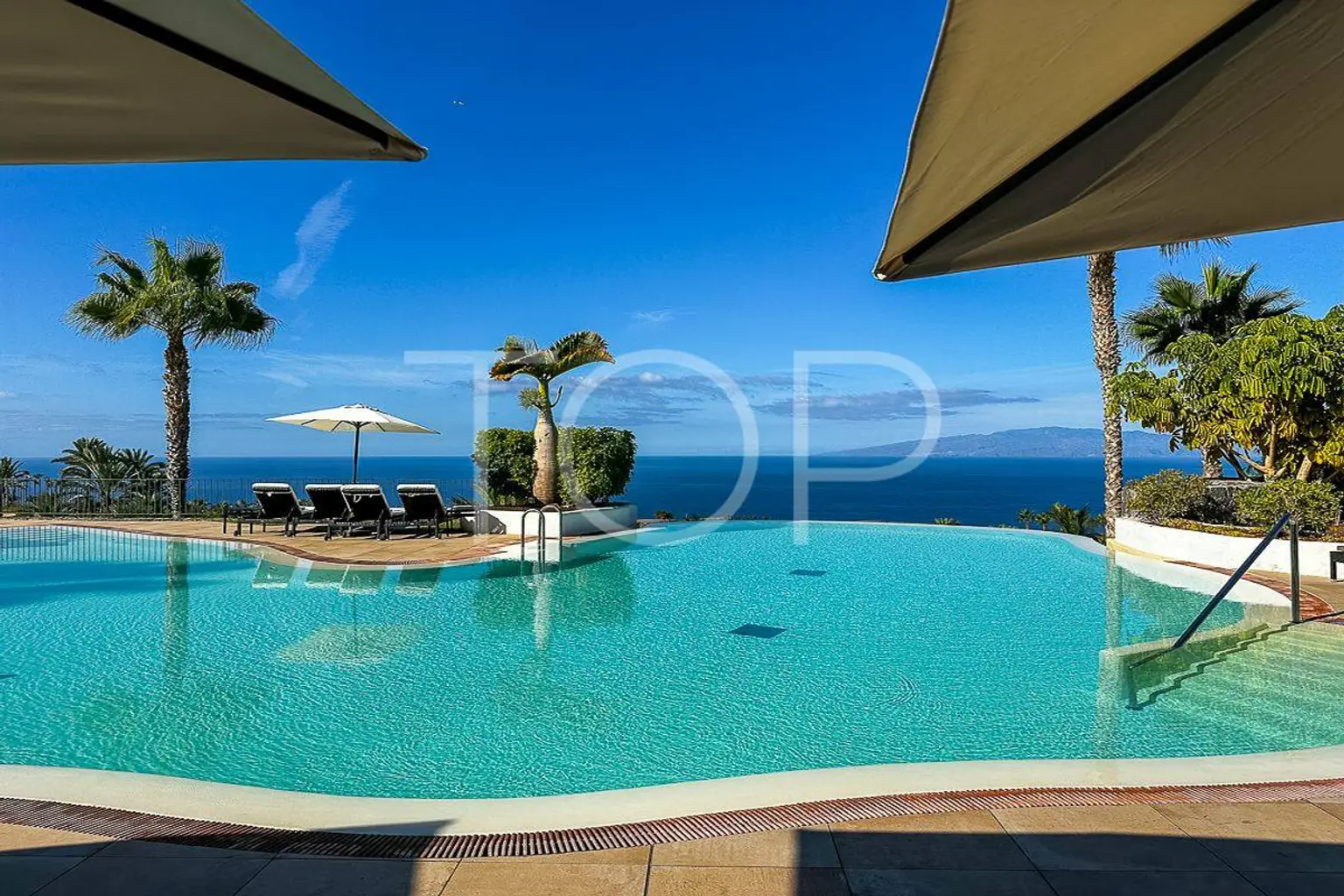 Swimming pool Las Terrazas Abama
