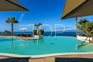 Swimming pool Las Terrazas Abama