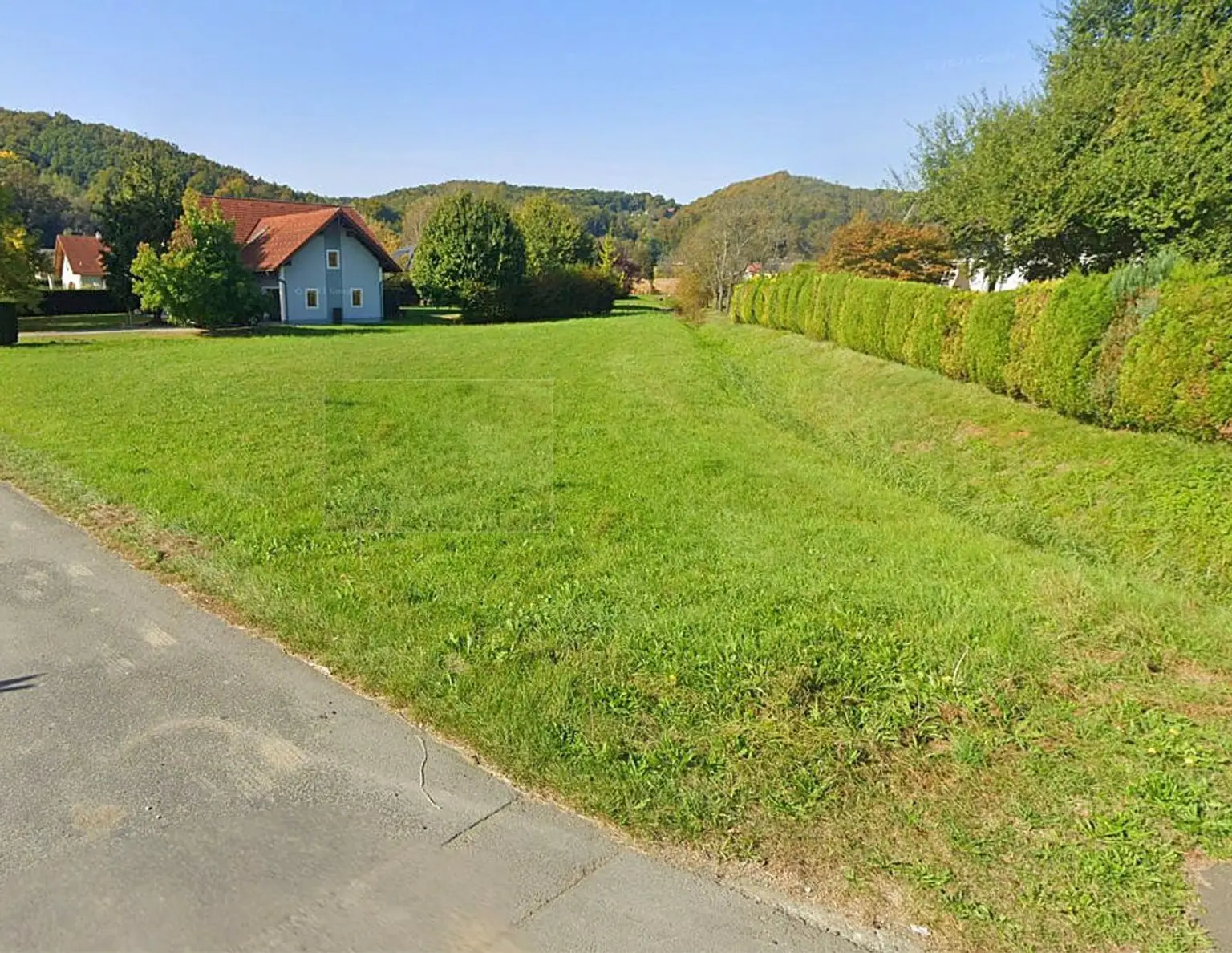 Sonniges sowie ebenes Baugrundstück zwischen Jennersdorf und Bad Loipersdorf!
