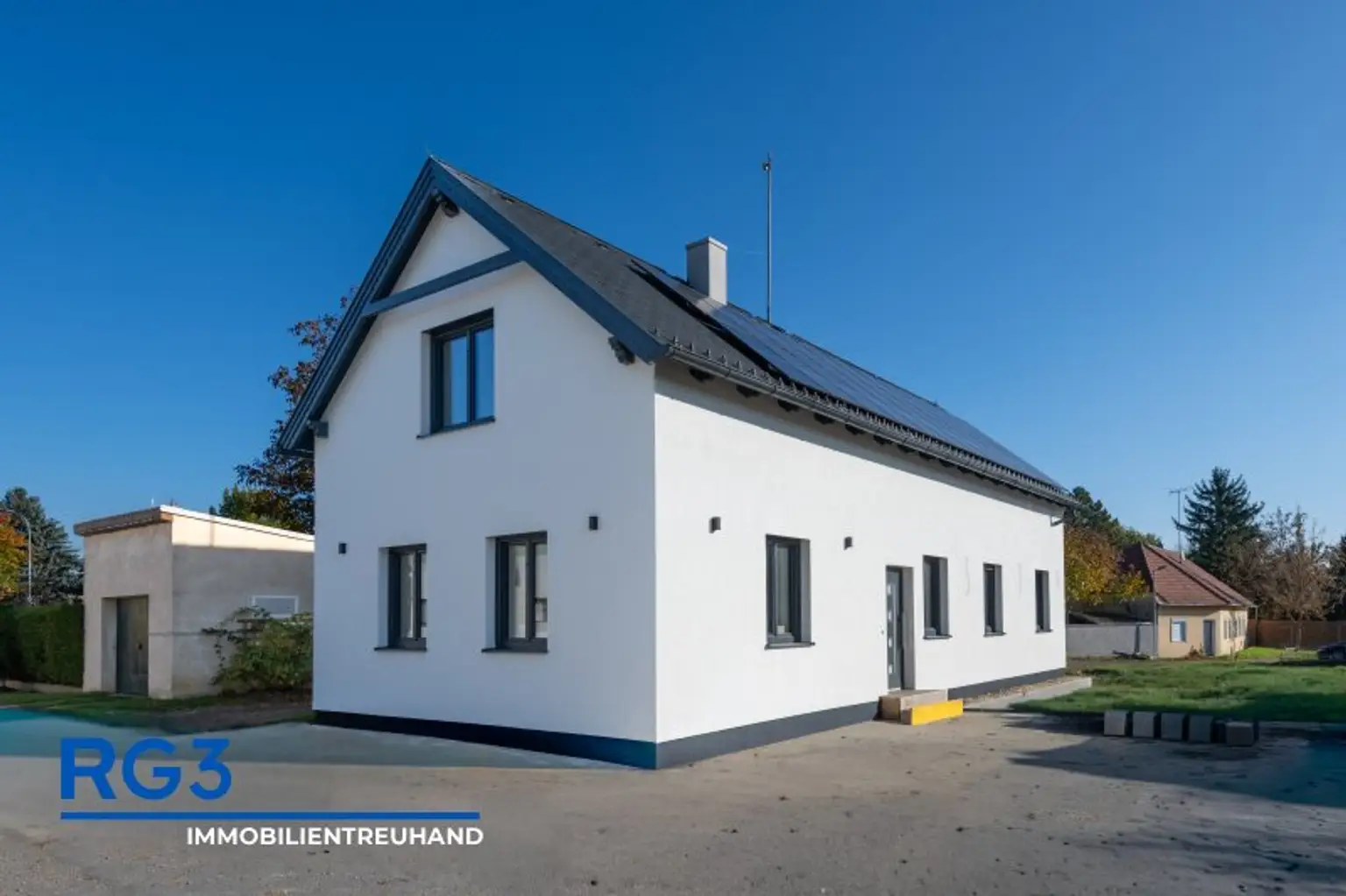 Großes Einfamilienhaus mit großem Garten # Provisionsfrei