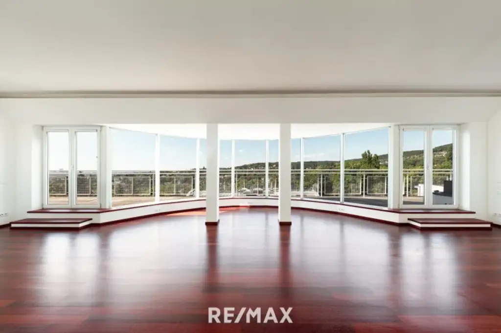 SCHAFBERG | PENTHOUSE | TERRASSEN UND DACHGARTEN | POOL | FERNBLICK