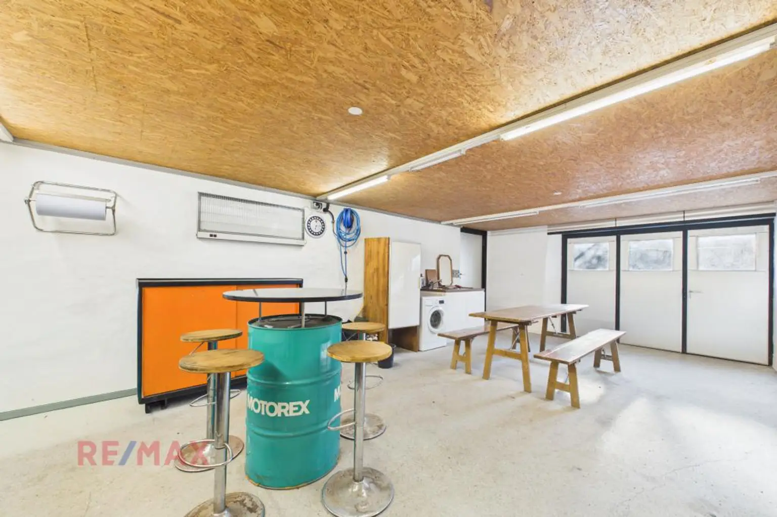 Garage