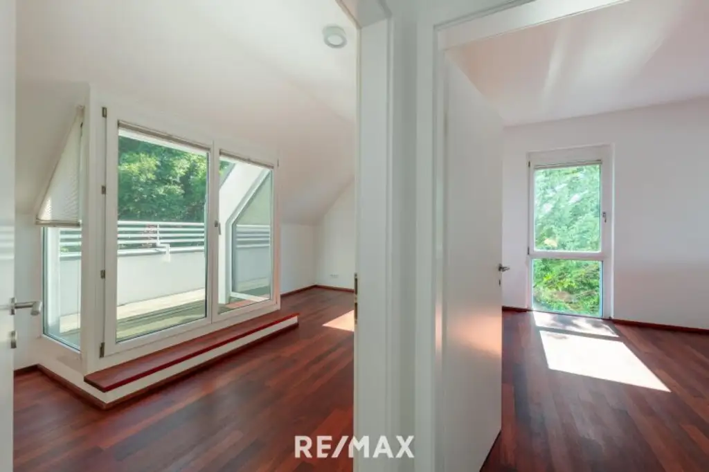 SCHAFBERG | PENTHOUSE | TERRASSEN UND DACHGARTEN | POOL | FERNBLICK