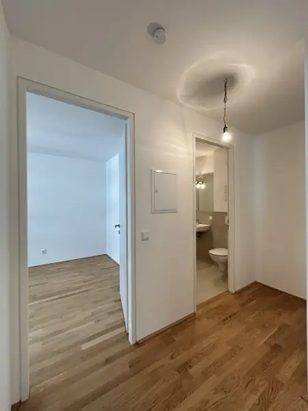 Moderne 2-Zimmer Wohnung in 1230 Wien – Erstbezug mit Balkon und Tiefgarage!