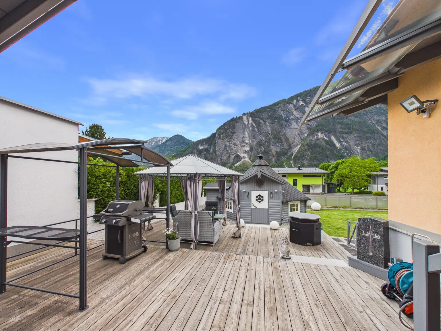 Die "besondere Immobilie"  - perfektes Wohnhaus mit zwei eigenständigen Wohneinheiten - nahe Lienz