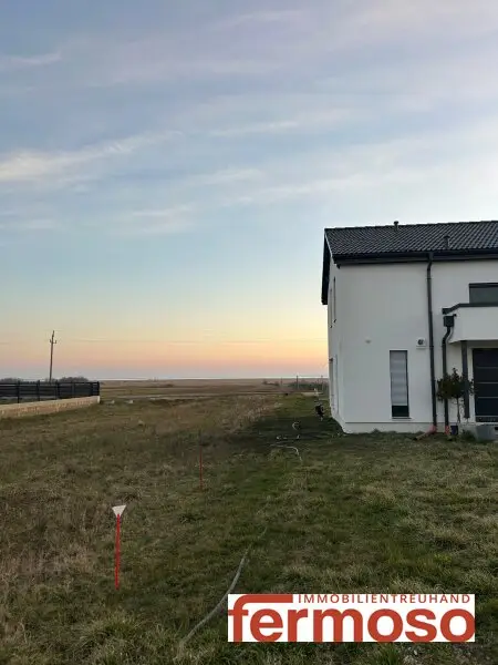 wunderschönes sonniges Baugrundstück mit Seeblick für Ihr Eigenheim am Neusiedlersee