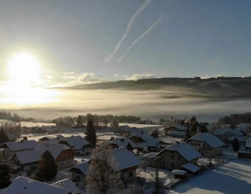 Schönes Südseitiges Haus mit Bauparzelle im Sonnen -reichsten Ort Österreich