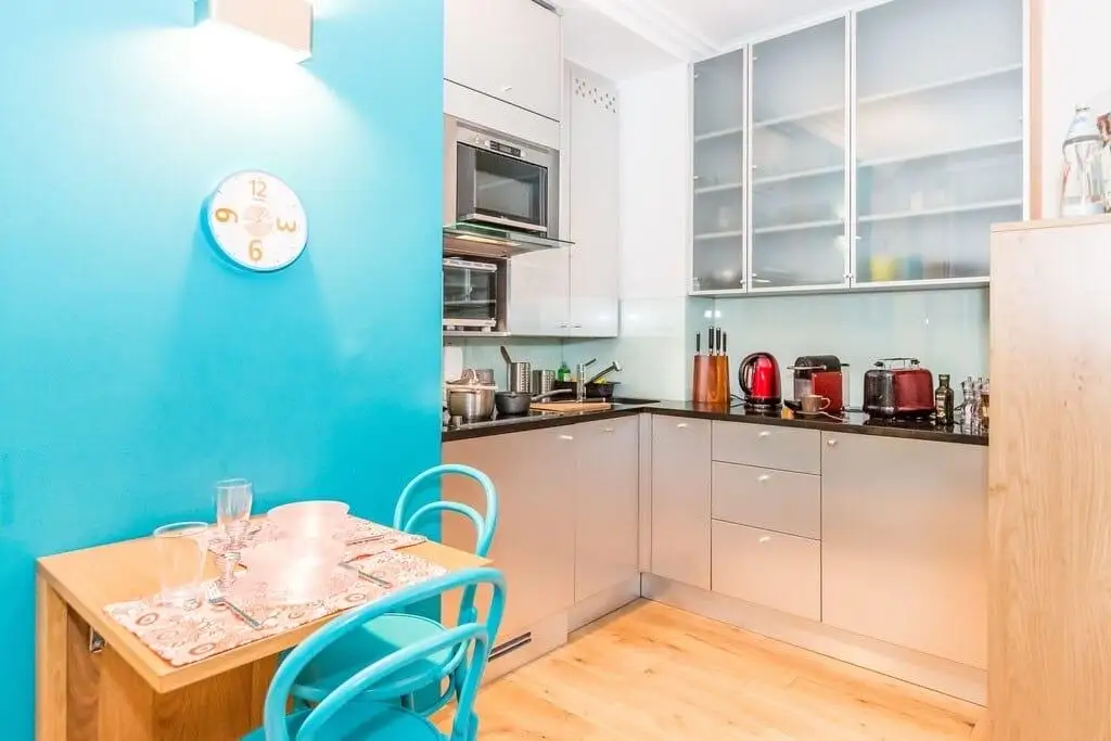 Moderne möblierte 1-Zimmerwohnung im Herzen von Wien - klein aber fein! Miete - All Inclusive!