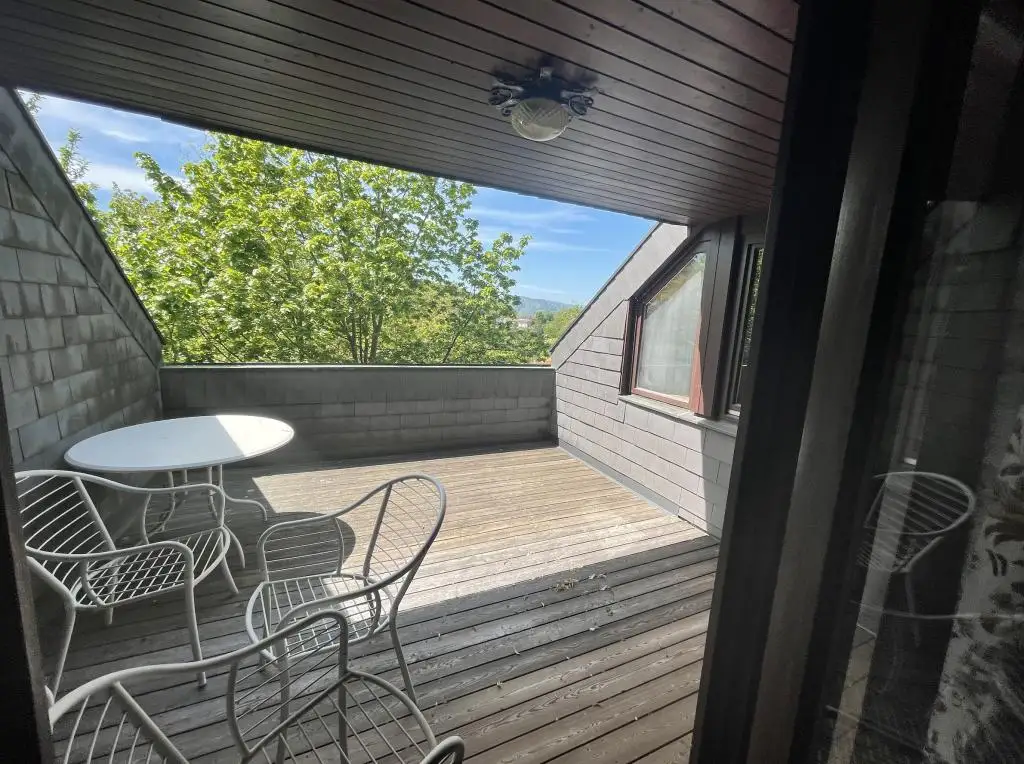 HERRSCHAFTSVILLA IN EXKLUSIVSTER GRAZER LAGE AM ROSENBERG