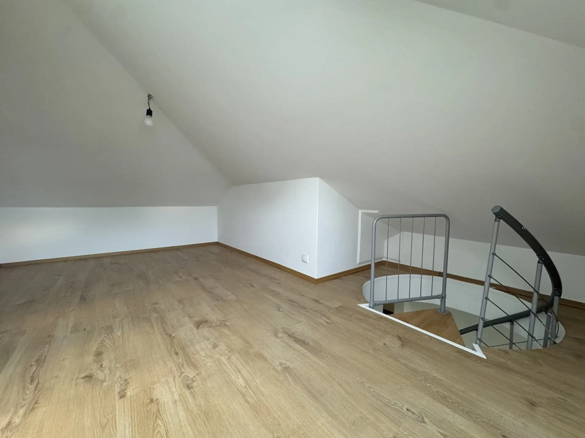 20250325_144700416_iOS