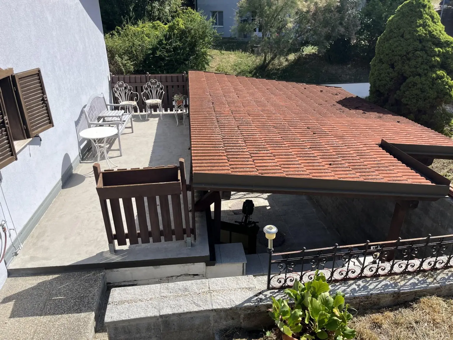 es gibt auch noch eine zweite Terrasse