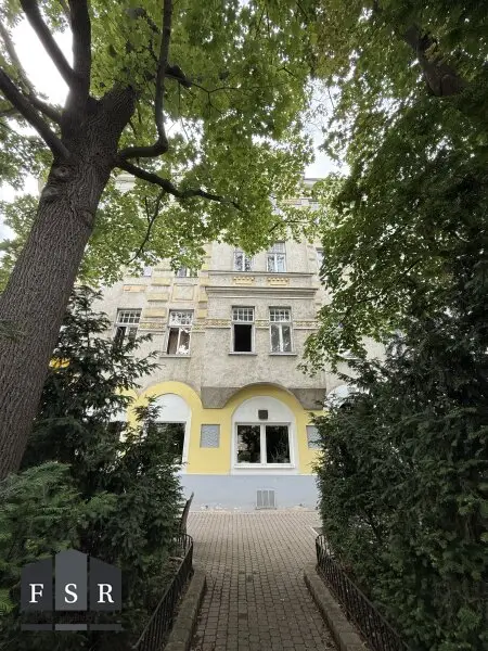 2 Zimmer Altbau-Wohnung in Jugendstil- Zinshausjuwel! Laurentius Platz - U3 Nähe