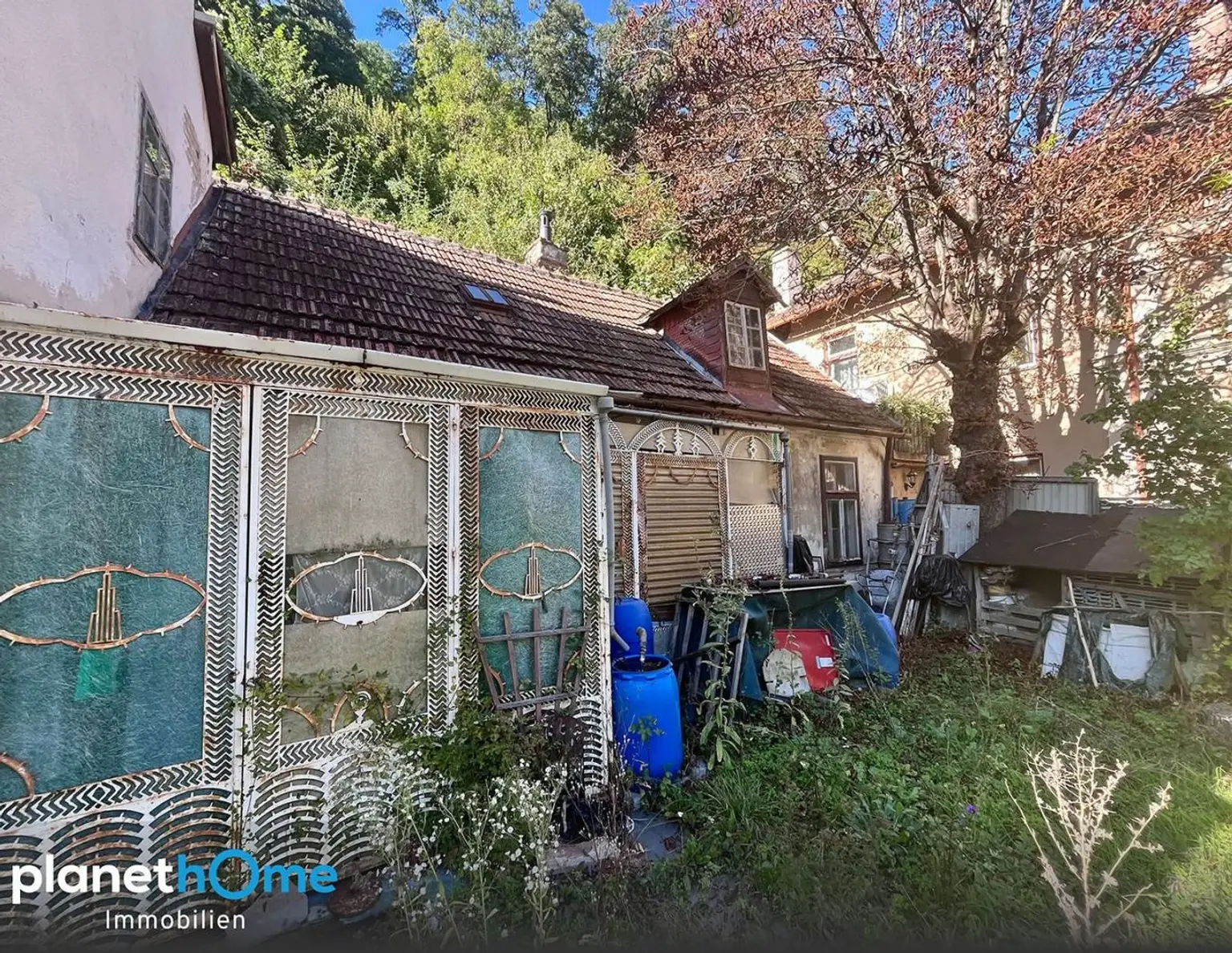 Baugrund mit Entwicklungspotenzial in begehrter Wienerwald-Lage