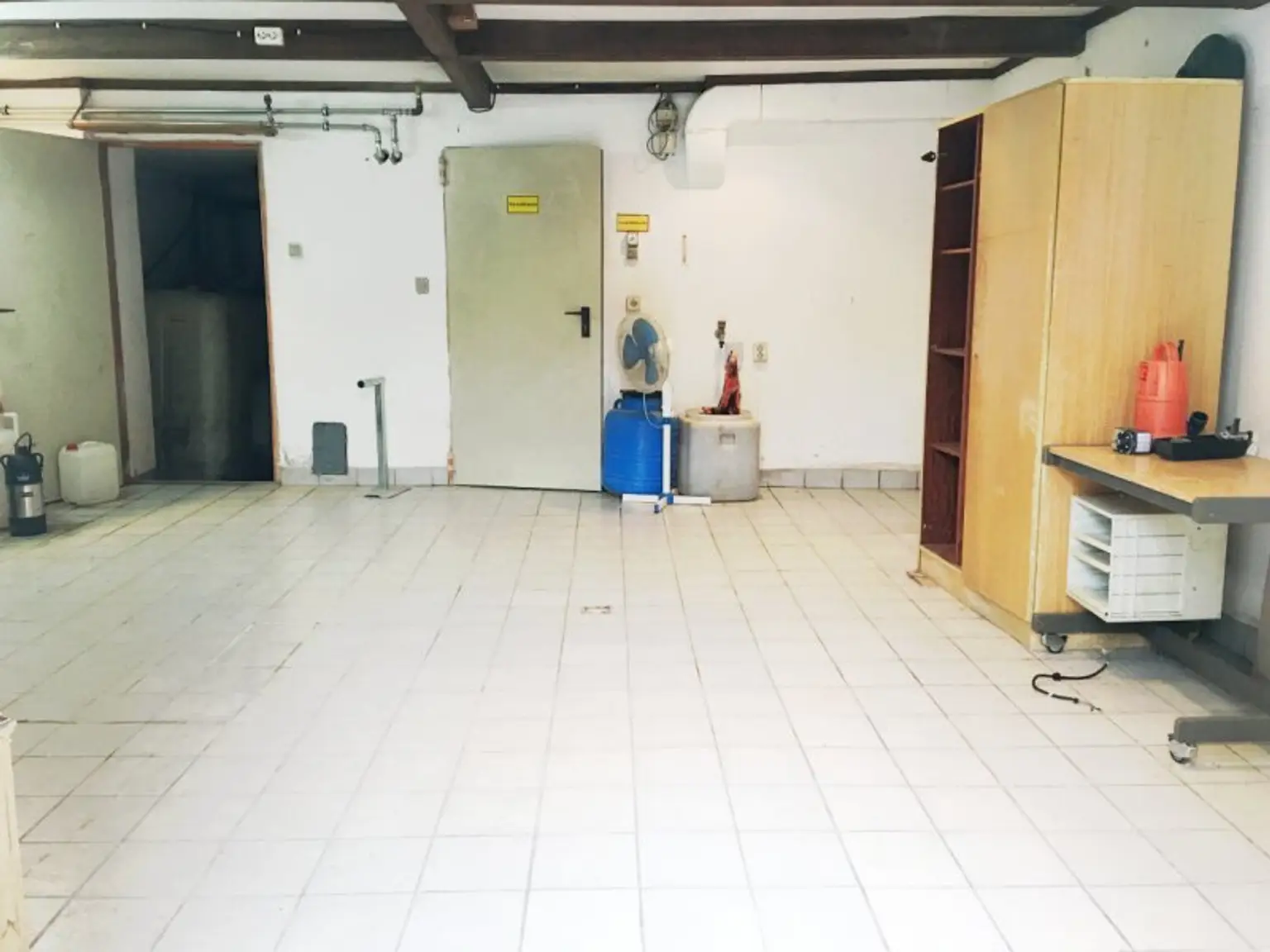 *** HAUS MIT POOL UND WINTERGARTEN - IDEAL FÜR NATUR- UND TIERFREUNDE ***